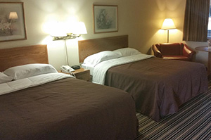 Two Queen Bed Hotel Room Woodfield Inn & Suites Marshfield